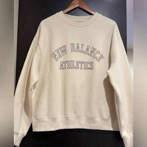 NWT NEW BALANCE OverSized Cream Crewneck Sweatshirt